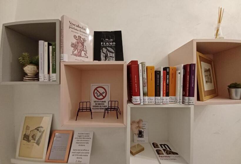 بنسيون Il Libraio Guest House
