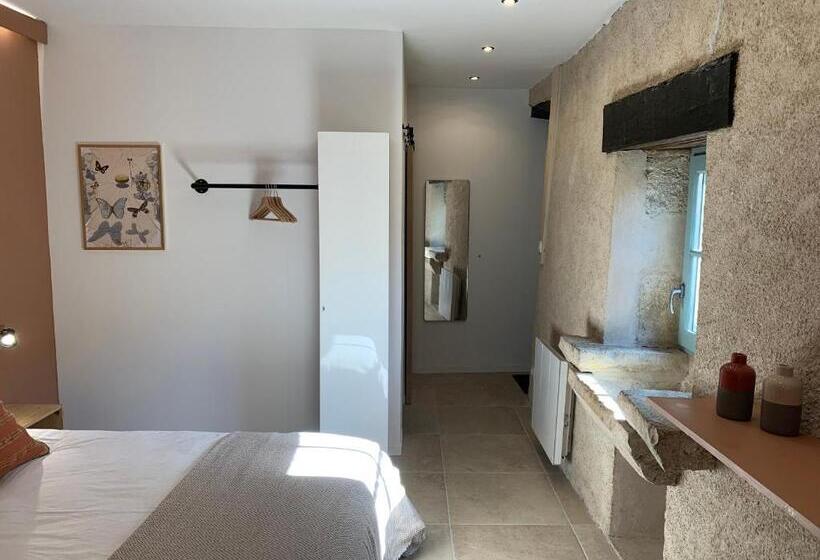 بنسيون La Chambre Des Ecureuils   Bruniquel