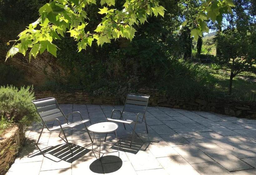 بنسيون Le Mas De Pierre étoile