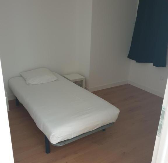 פנסיון Maison C