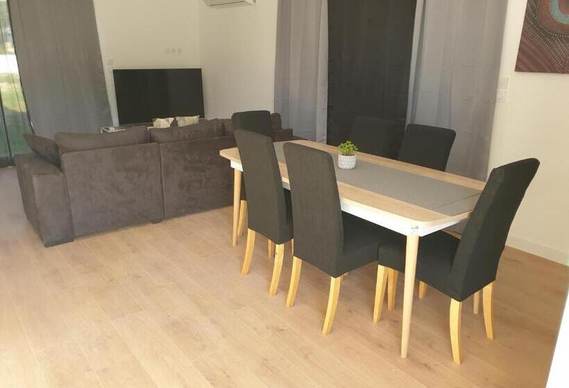 פנסיון Maison C