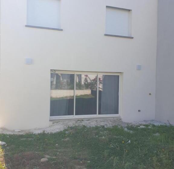 פנסיון Maison C