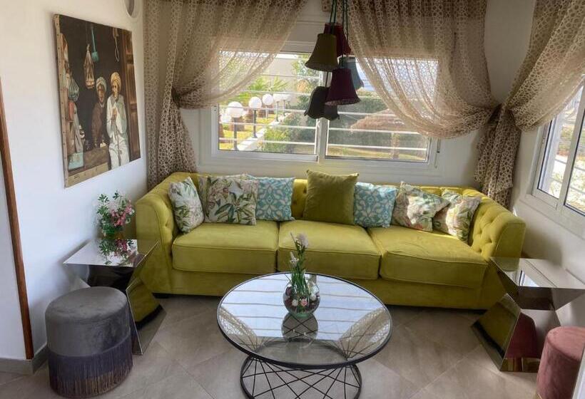 پانسیون Mellalyène