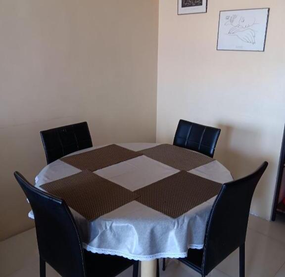 پانسیون October Homes, One Oasis Ortigas