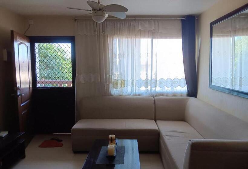 پانسیون October Homes, One Oasis Ortigas