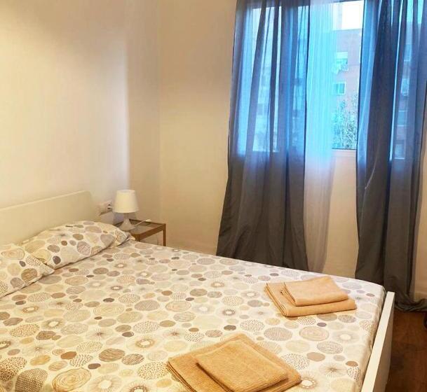 پانسیون Peres I Valero Habitaciones En Piso Compartido