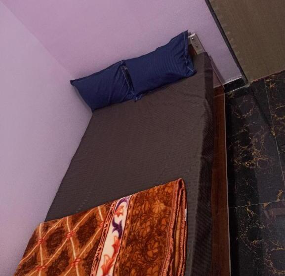 Pension Shree Kundkeswar Home Stay