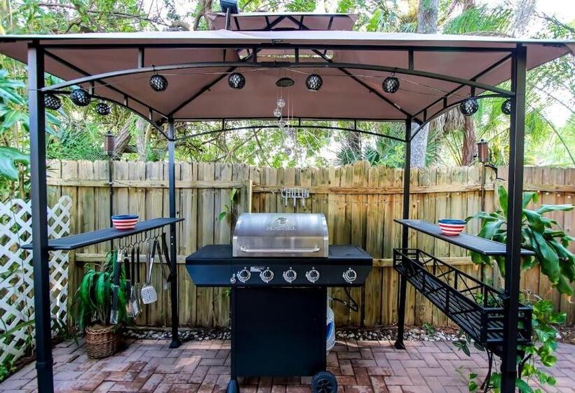 بنسيون The Sunburst Oasis