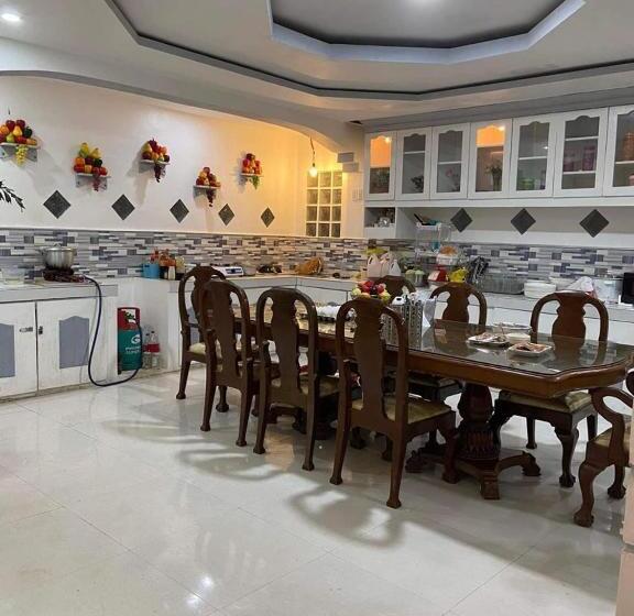 펜션 The Veehive Guesthouse