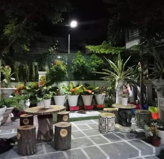 펜션 The Veehive Guesthouse