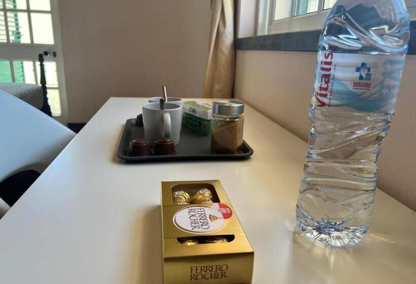 פנסיון Victoria Superb Rooms