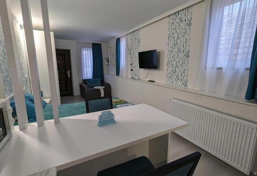 پانسیون White Orchid