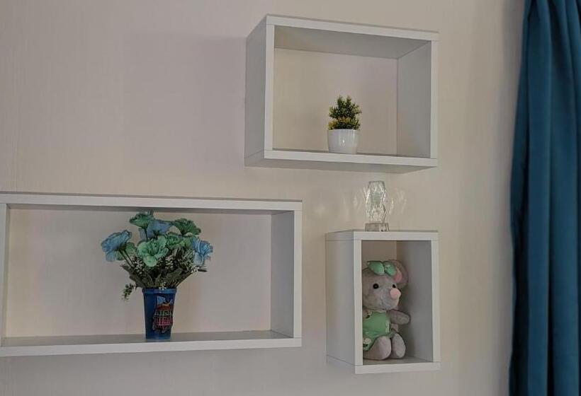 پانسیون White Orchid