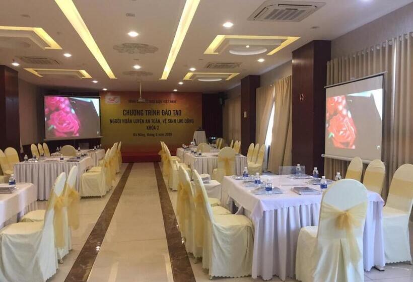 Quoc Cuong Hotel & Apartment