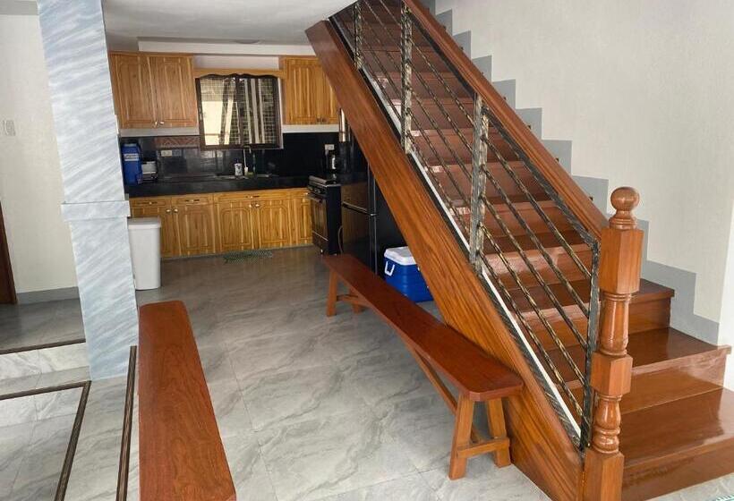 리조트 Luxurious & Spacious Guesthouse