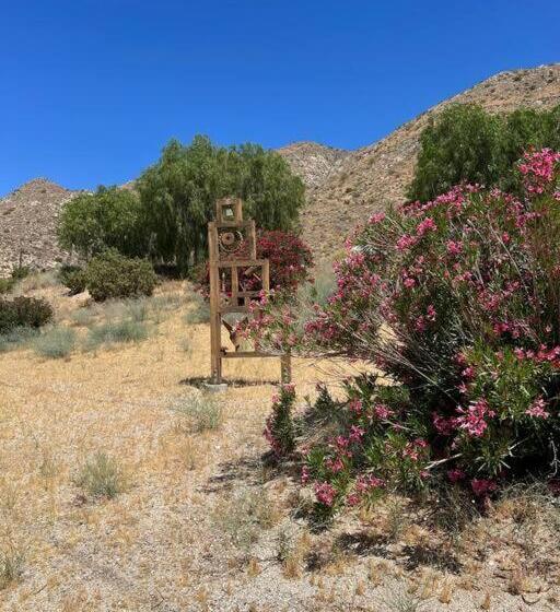 منتجع Two Pepper Ranch   A Desert Oasis