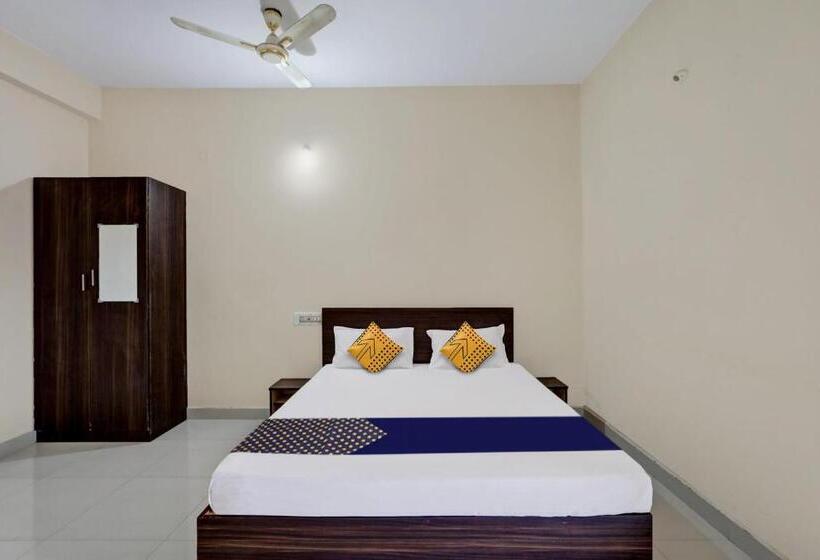 Spot On Capital Inn Hotel Rooms