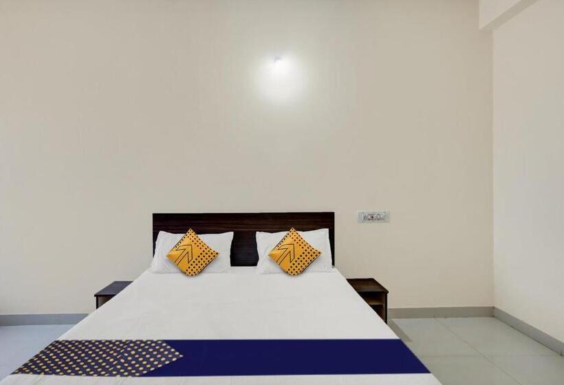 Spot On Capital Inn Hotel Rooms