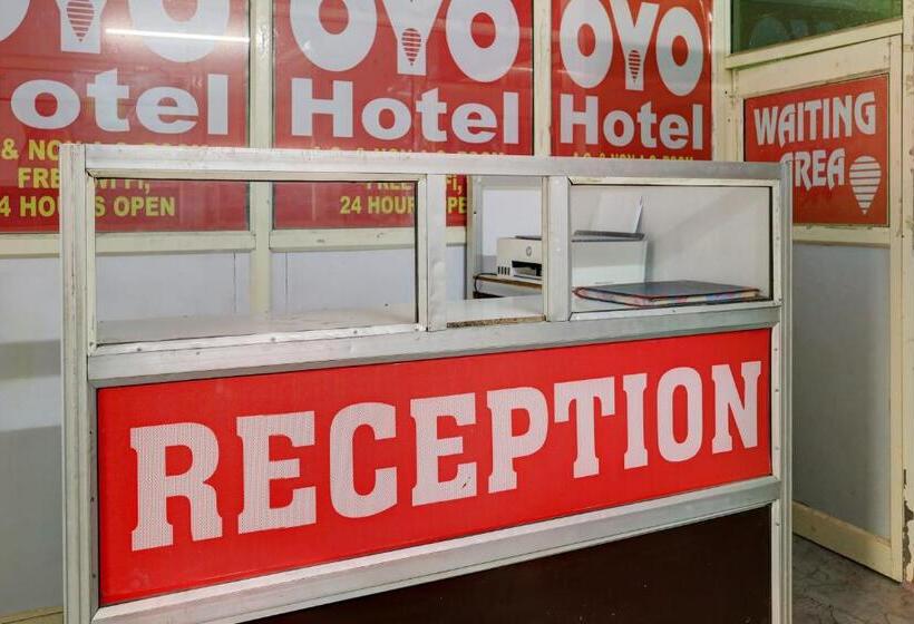 Spot On Hotel Small Town