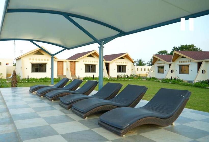 The Lake View Resort By Nexottel