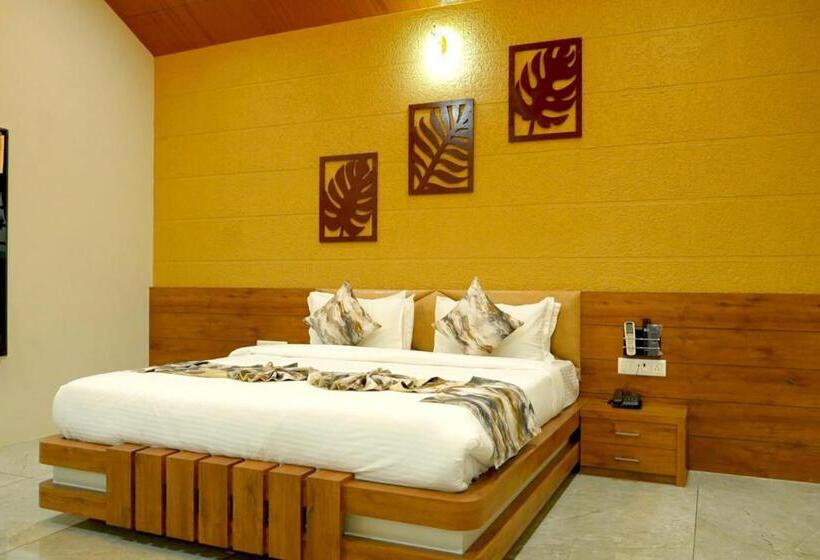 The Lake View Resort By Nexottel