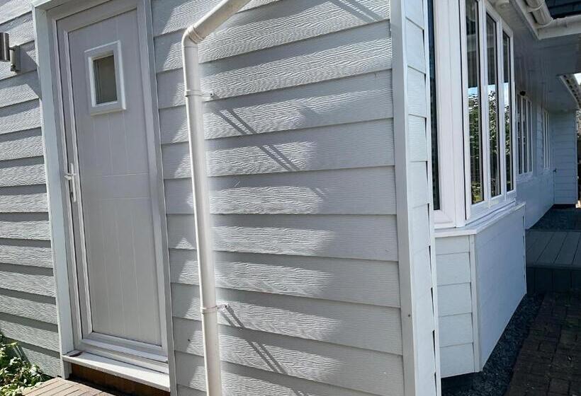 Wilmcote Bed And Breakfast