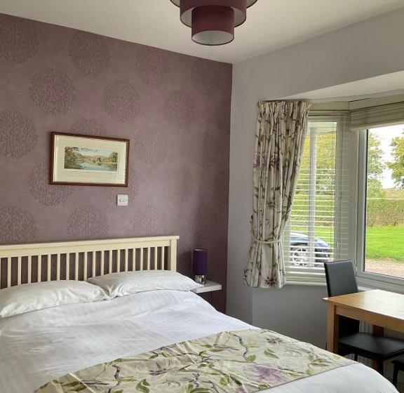 Wilmcote Bed And Breakfast