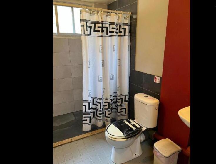 Noer Hostel