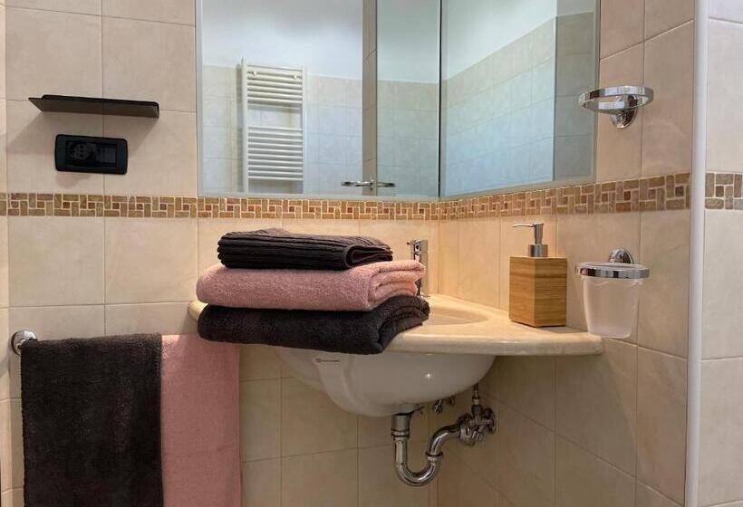 تختخواب و صبحانه Casa Katiu  Due Camere Indipendenti In Appartamento Di 83 Mq