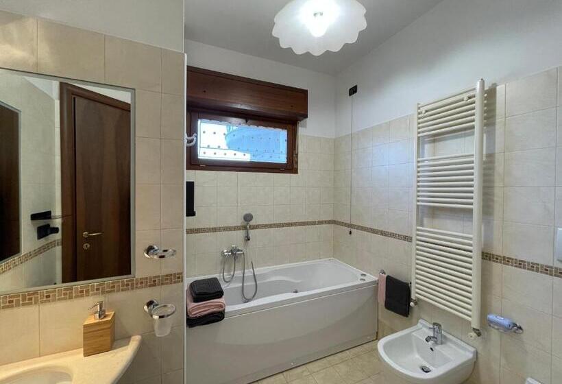 تختخواب و صبحانه Casa Katiu  Due Camere Indipendenti In Appartamento Di 83 Mq