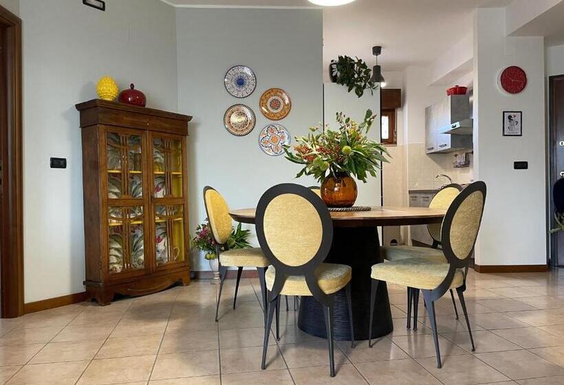 تختخواب و صبحانه Casa Katiu  Due Camere Indipendenti In Appartamento Di 83 Mq