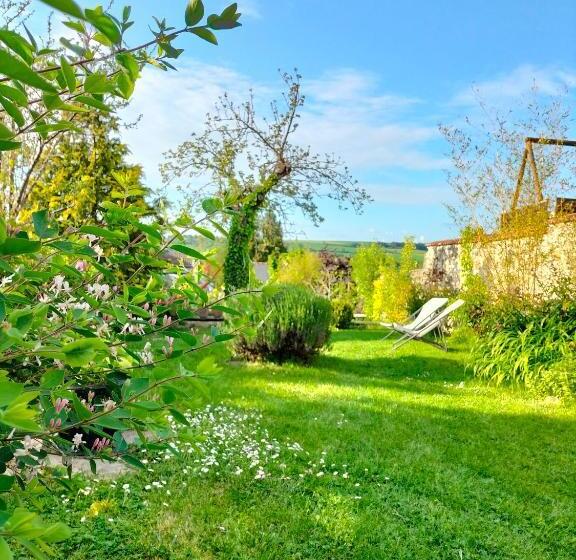 Bed and Breakfast Chambre Hortense