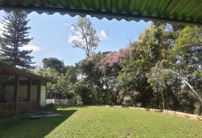 مبيت وإفطار Club Doonvale