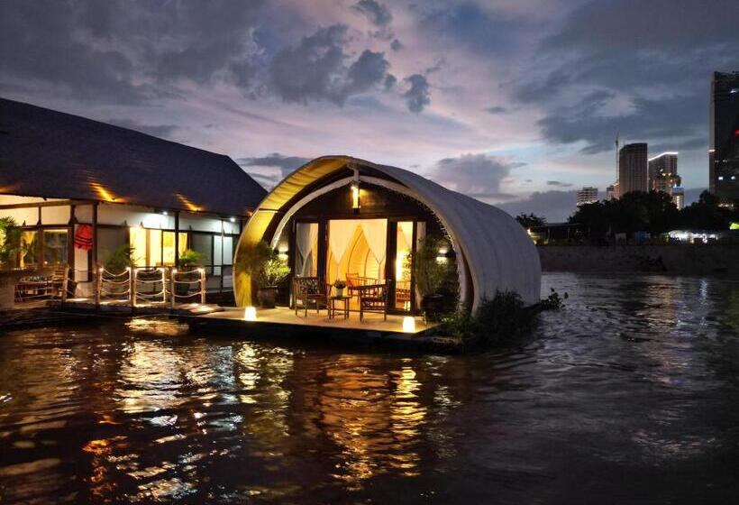 צימר Floating Jungloo