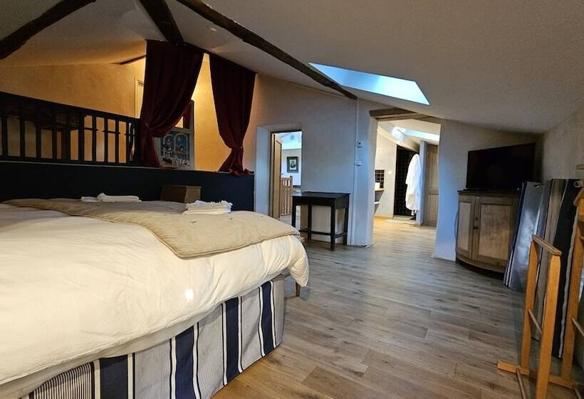 住宿加早餐  L Horte