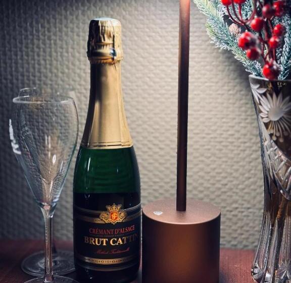 민박 La Chambre Des Trois églises