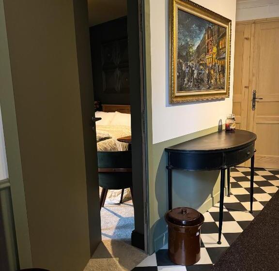 민박 La Chambre Des Trois églises