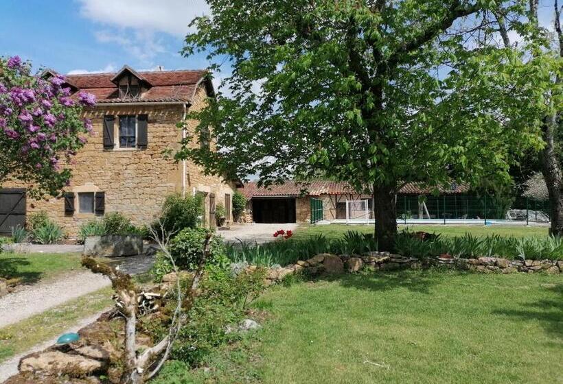 ベッドアンドブレックファースト La Croisée