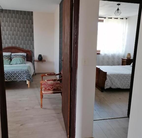 ベッドアンドブレックファースト La Croisée