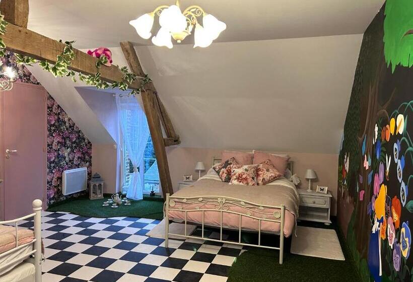 Bed and Breakfast Le Terrier, Chambre D Hôtes à Thème Alice Au Pays Des Merveilles