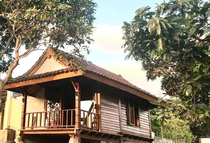 민박 Muni S Lombok Bungalow