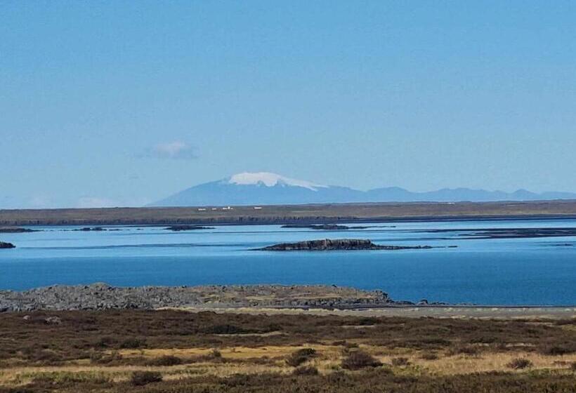 تختخواب و صبحانه Selið Farm Stay   Guesthouse