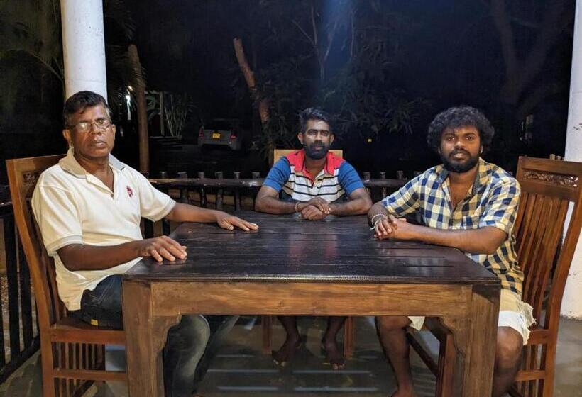 민박 Silent Cabana And Restaurant Marakolliya, Tangalle