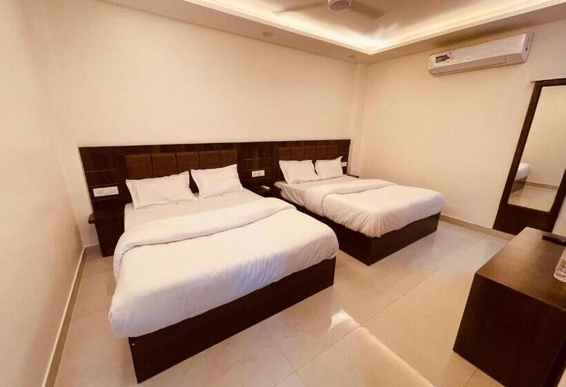 مبيت وإفطار White House   A Four Star Luxury Resort