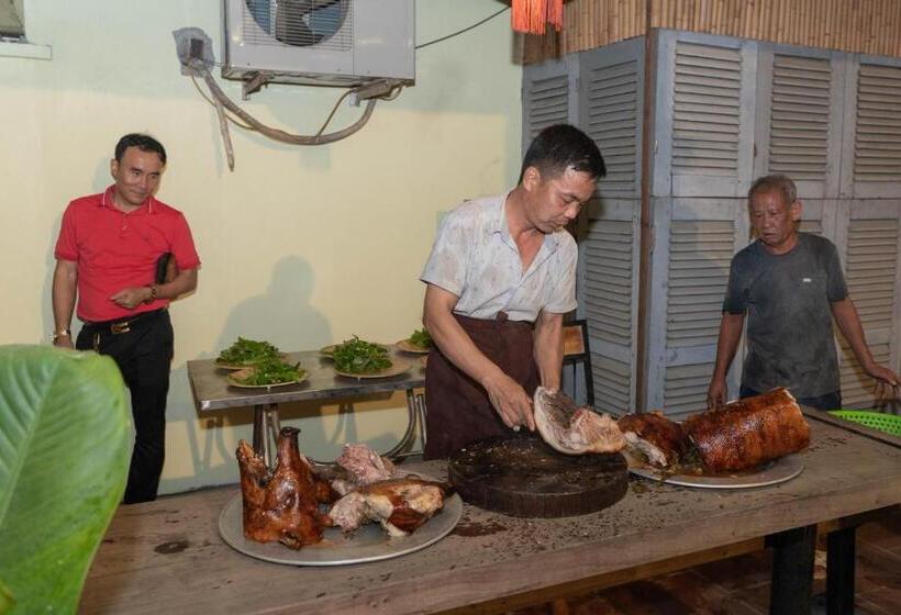 استراحتگاه Biển đông Complex