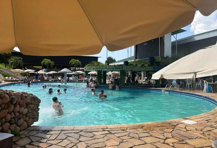 Capivari Ecoresort Residence