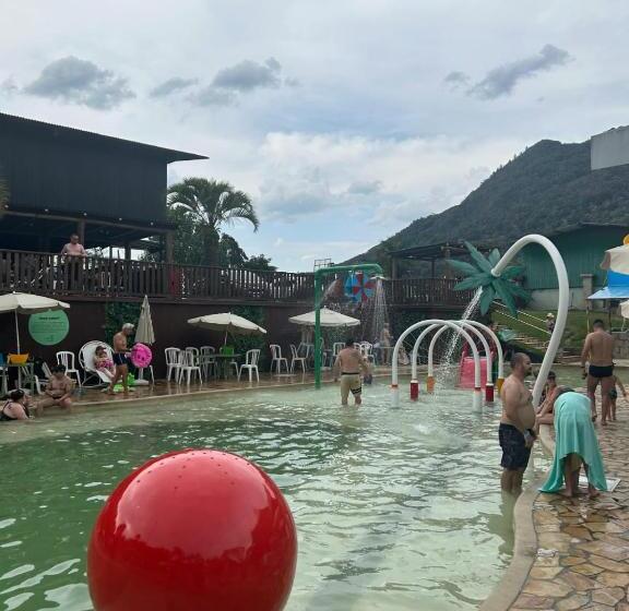 Capivari Ecoresort Residence