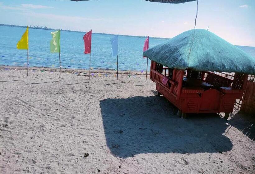 Casa Laca Beach Resort