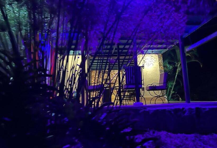 Dreams Hotel Restobar