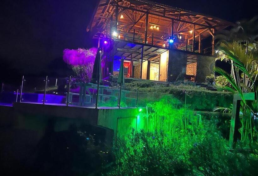 Dreams Hotel Restobar